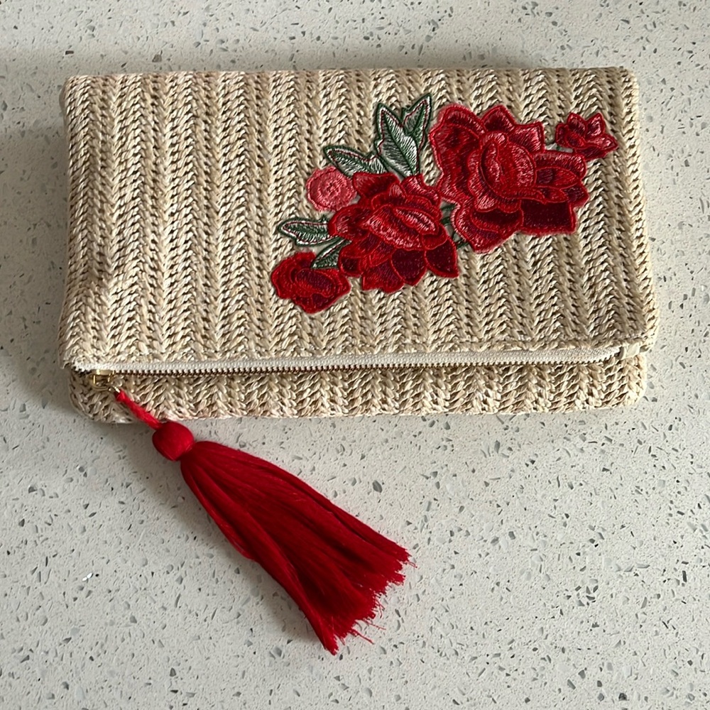 Straw Clutch